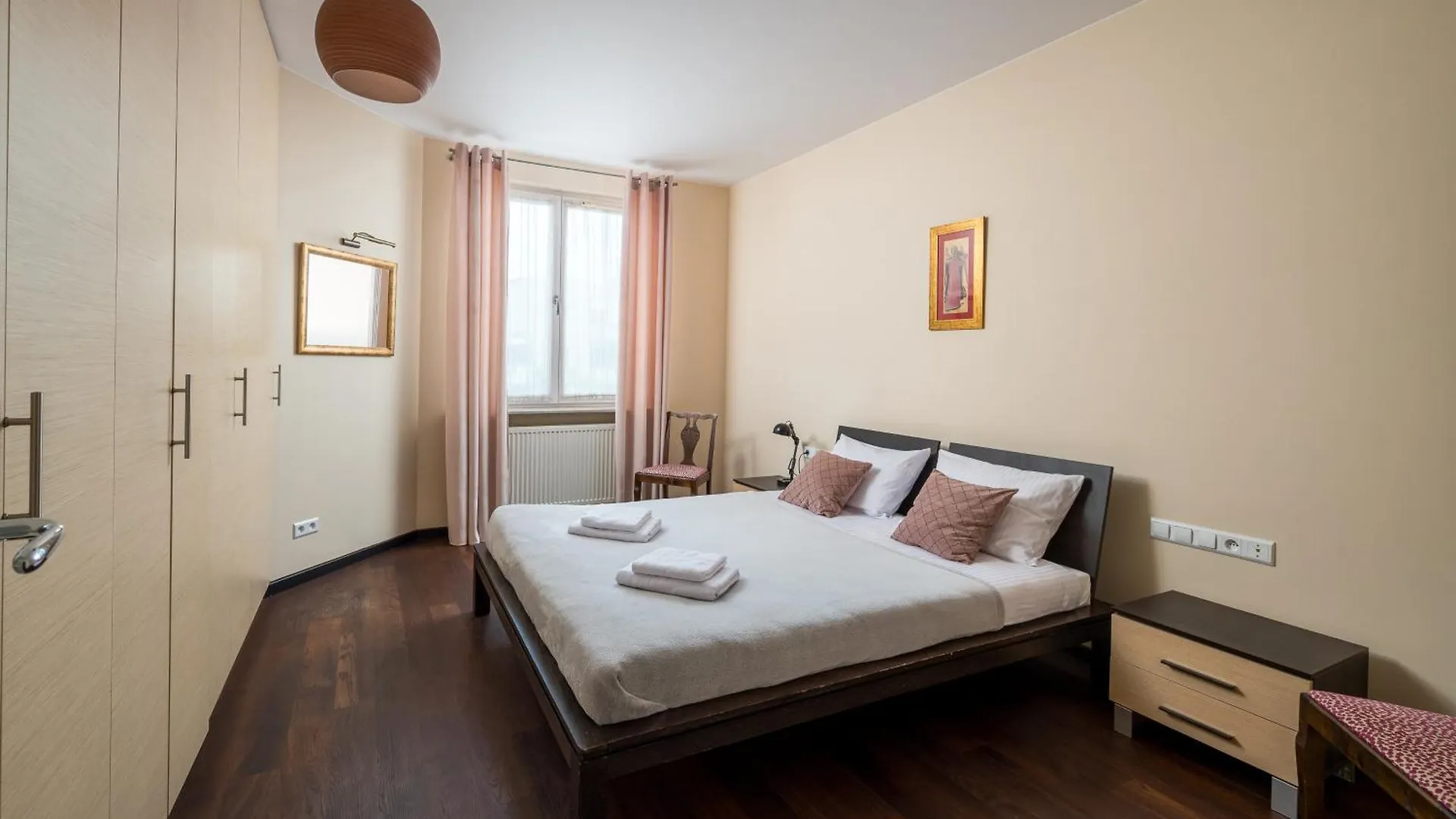 Wiktorska Standard Apartment Varsó