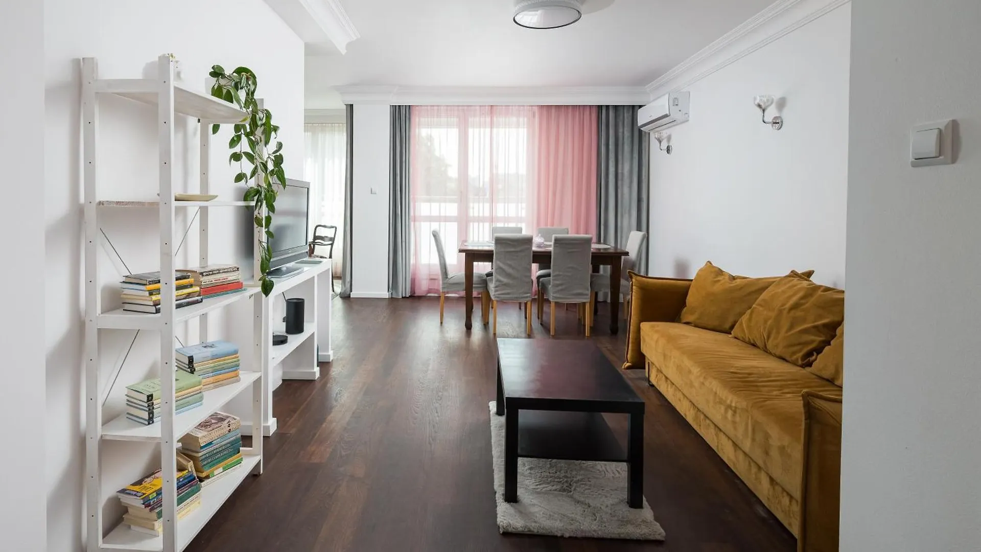 Wiktorska Standard Apartment Varsó